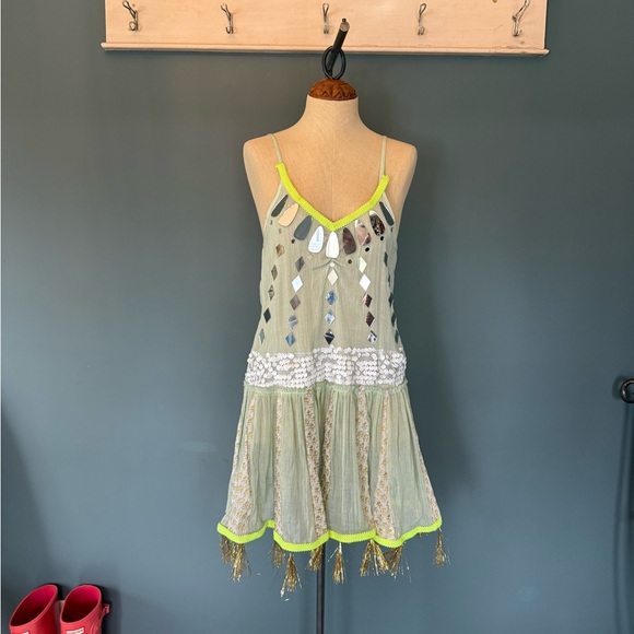 green emerald velvet dress FREE PEOPLE Maxi BLUEBELL Patchwork Tiered Dress main image 1